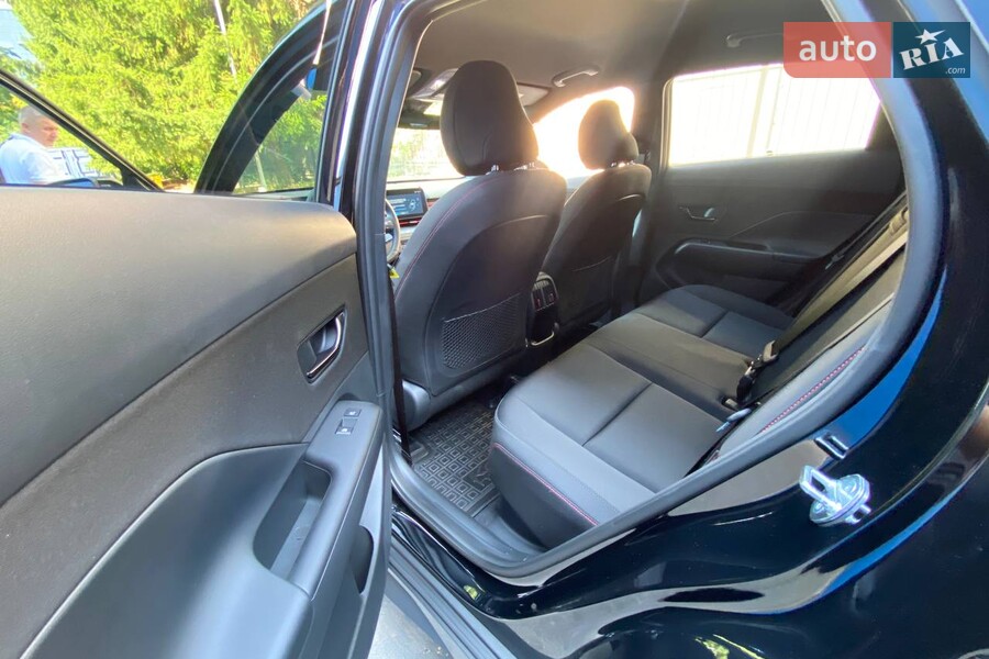 Hyundai Kona - фото 16