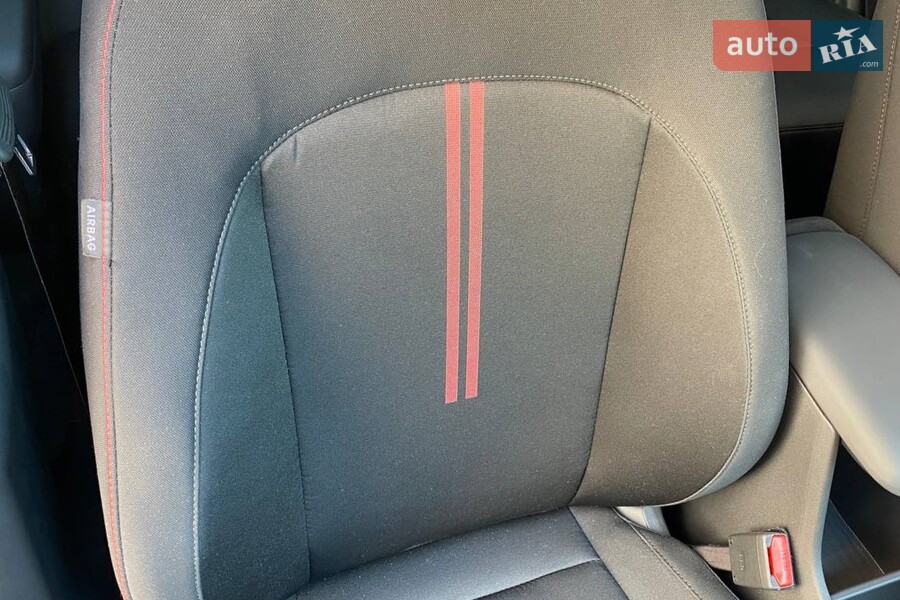 Hyundai Kona - фото 14