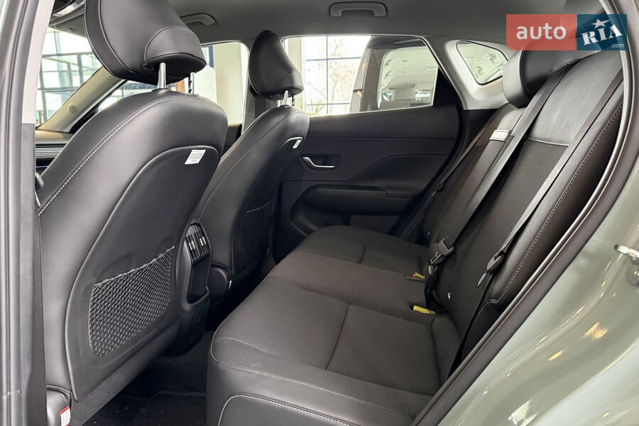 Hyundai Kona - фото 17