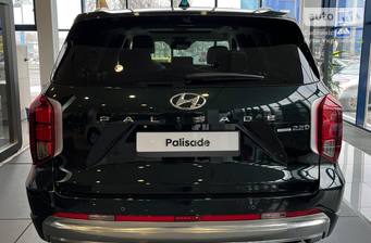 Hyundai Palisade 2023 Top