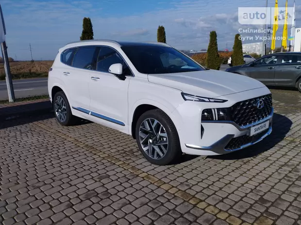 Hyundai Santa FE Base
