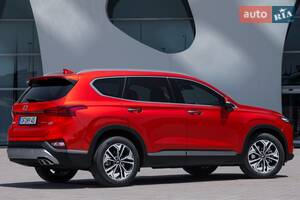 Hyundai Santa FE 2018 року