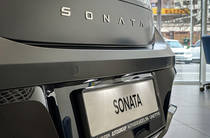 Hyundai Sonata Top