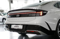 Hyundai Sonata Top