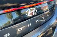 Hyundai Sonata Top