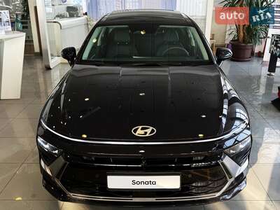 Hyundai Sonata 2024 Top