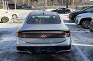 Hyundai Sonata Top