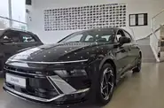 Hyundai Sonata Top