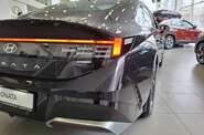 Hyundai Sonata Top