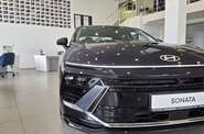 Hyundai Sonata Top
