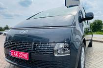 Hyundai Staria Business+