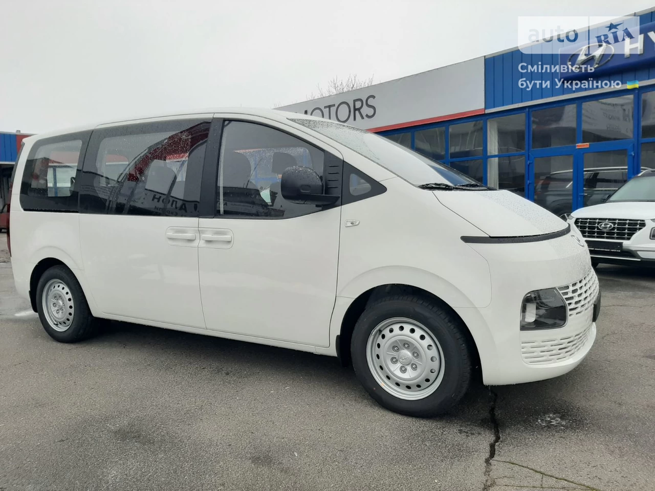 Hyundai Staria Comfort