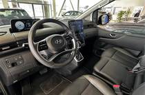 Hyundai Staria Business+