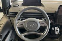 Hyundai Staria Top