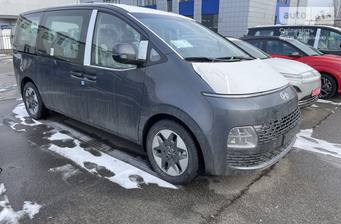 Hyundai Staria 2023 Business+