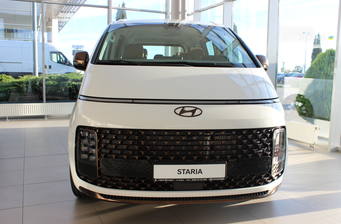 Hyundai Staria 2022 Top