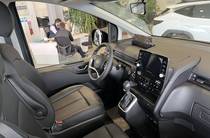 Hyundai Staria Business+