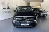 Hyundai Staria Business+