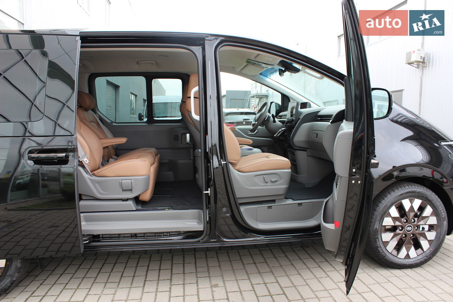 Hyundai Staria - фото 8