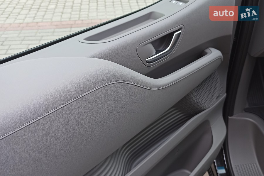 Hyundai Staria - фото 34