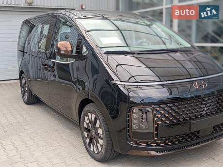 Hyundai Staria 2025