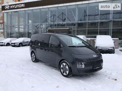 Hyundai Staria 2024 Business+