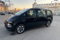 Hyundai Staria Business+