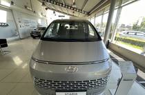 Hyundai Staria Business+