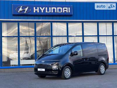 Hyundai Staria 2024 Business