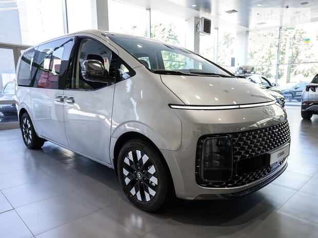 Hyundai Staria 2025