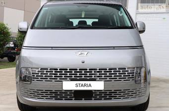 Hyundai Staria 2024 Top