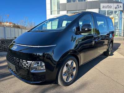 Hyundai Staria 2024 Business+