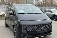 Hyundai Staria Top
