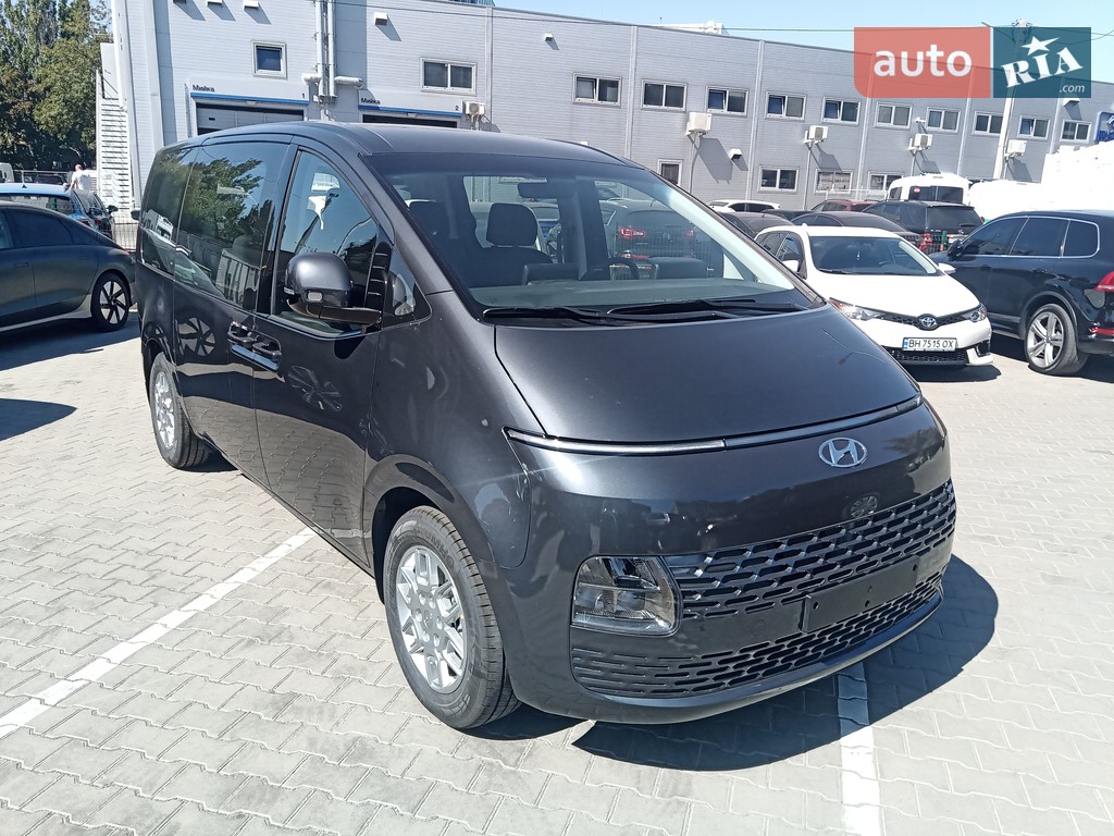 Новый Hyundai Staria 2.2 CRDi VGT AT (177 к.с.) Business 2025 автосалона БАЗІС АВТО Hyundai - фото 1