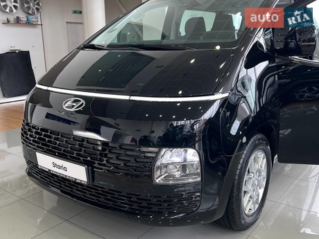 Hyundai Staria 2025