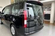 Hyundai Staria Business+