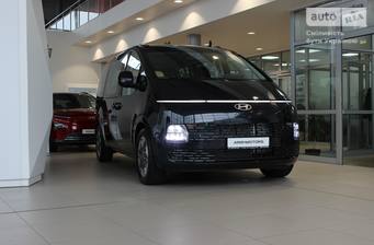 Hyundai Staria 2025 Business+