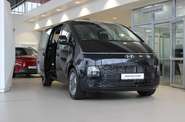 Hyundai Staria Business+