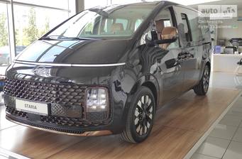 Hyundai Staria 2025 Top
