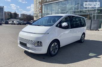 Hyundai Staria 2025 Business+