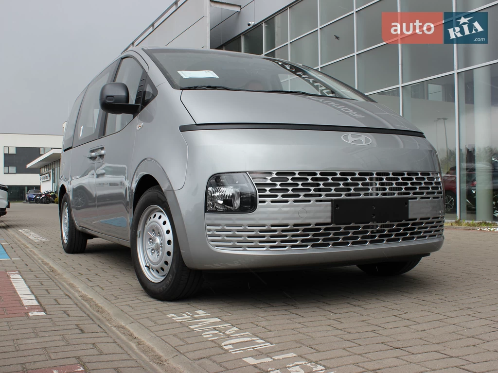 Hyundai Staria Comfort