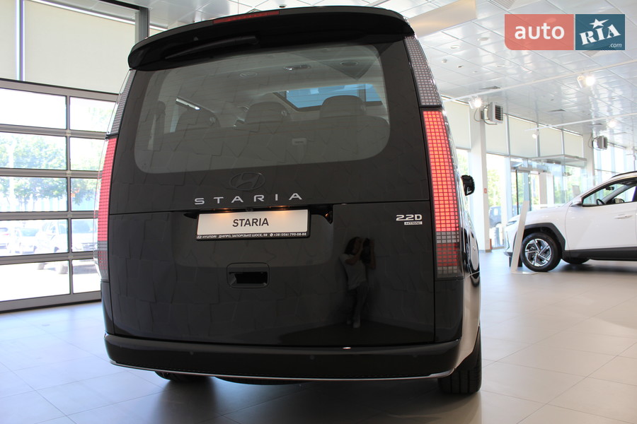 Hyundai Staria - фото 8