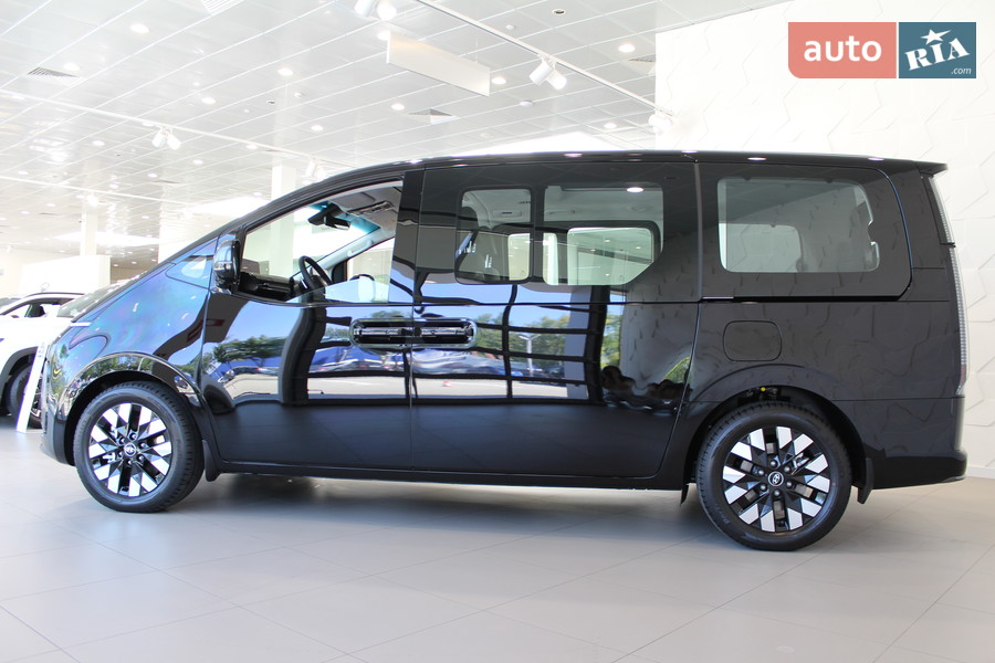 Hyundai Staria - фото 4