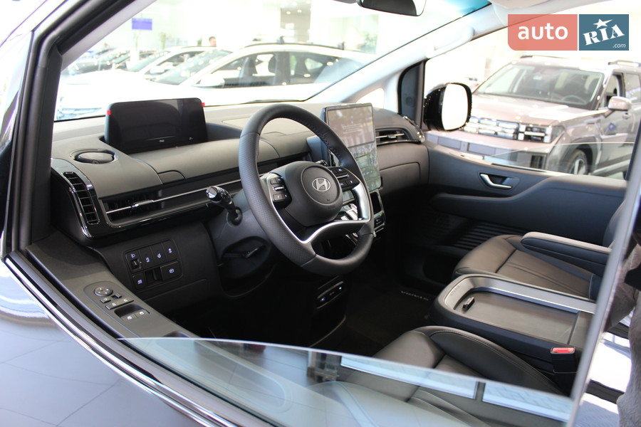 Hyundai Staria - фото 12