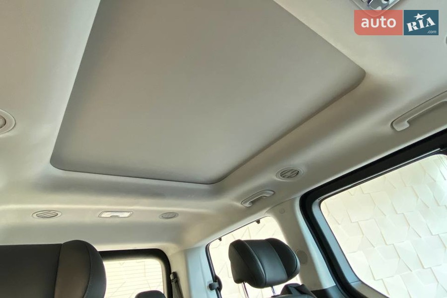Hyundai Staria - фото 27