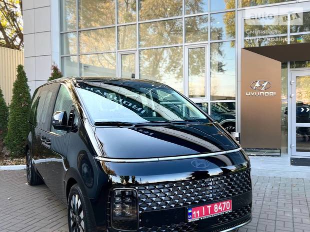 Hyundai Staria 2025
