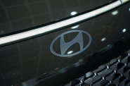 Hyundai Staria Top