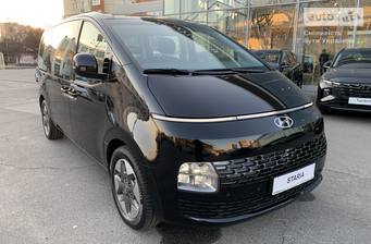 Hyundai Staria 2025 Business+