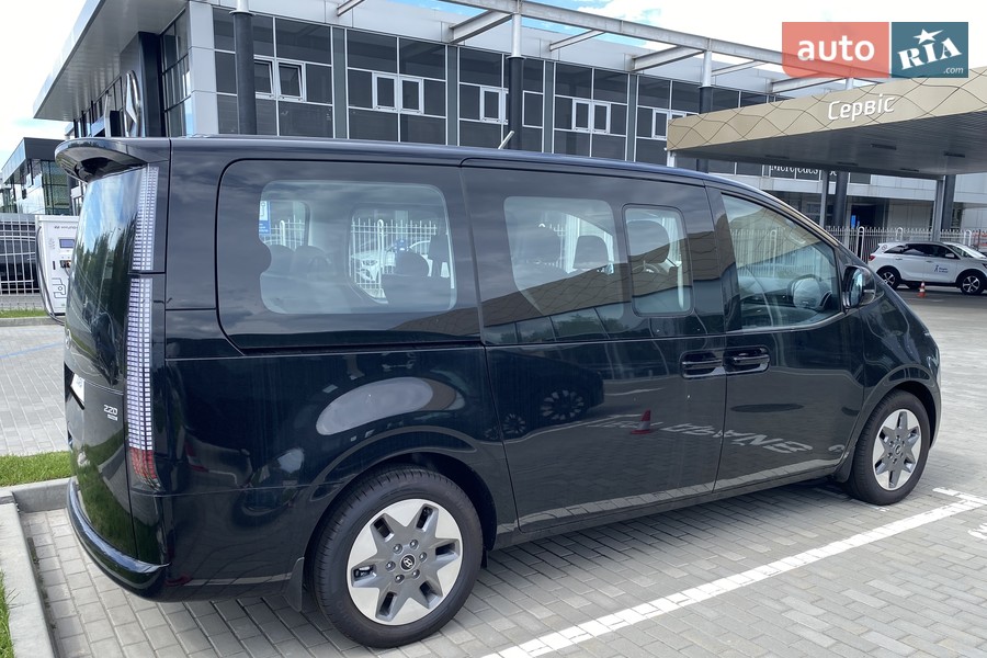Hyundai Staria - фото 4