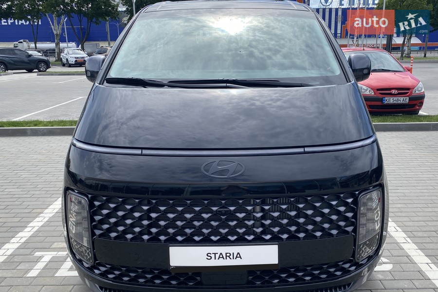 Hyundai Staria - фото 2